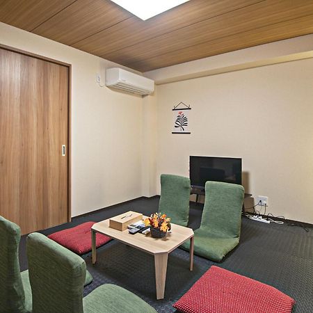 山house中津 最大10人 中津駅まで徒歩6分 梅田まで電車4分行ける！　 Apartment Osaka Luaran gambar