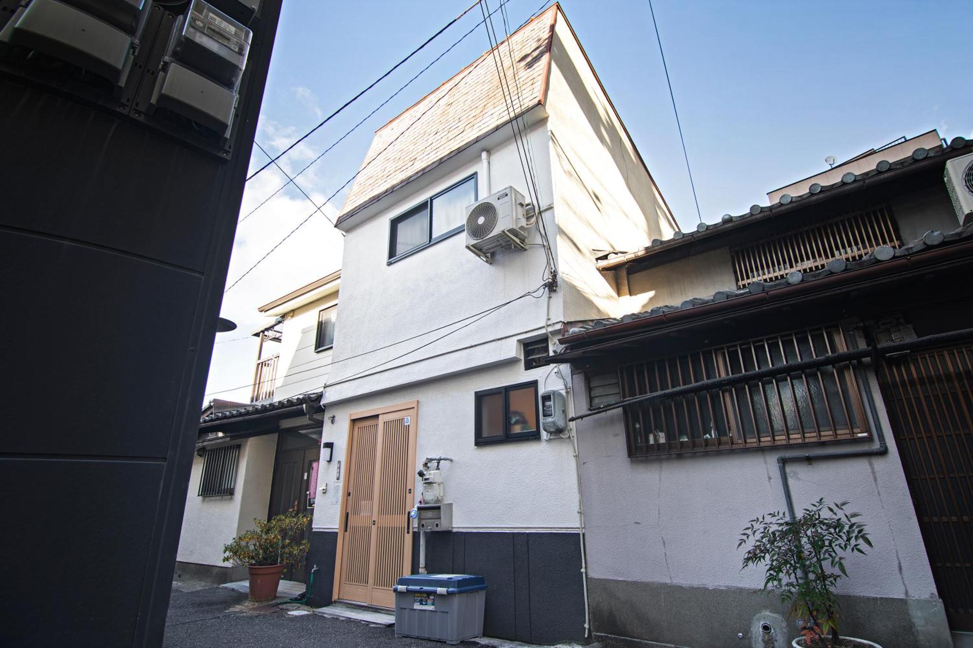 山house中津 最大10人 中津駅まで徒歩6分 梅田まで電車4分行ける！　 Apartment Osaka Luaran gambar