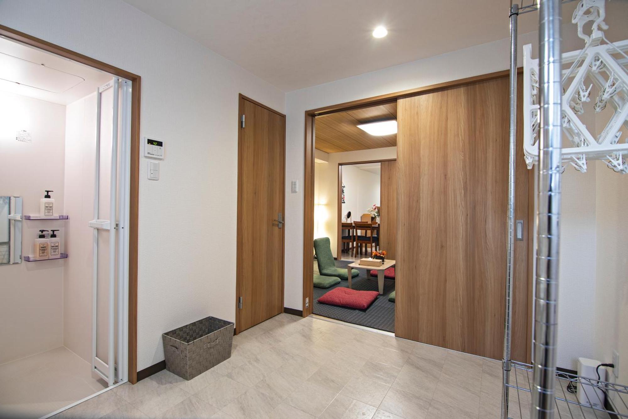 山house中津 最大10人 中津駅まで徒歩6分 梅田まで電車4分行ける！　 Apartment Osaka Luaran gambar