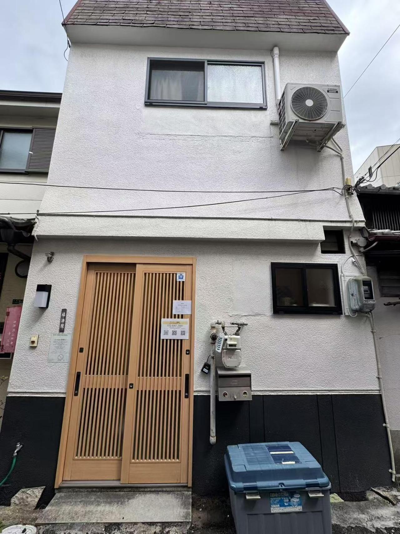山house中津 最大10人 中津駅まで徒歩6分 梅田まで電車4分行ける！　 Apartment Osaka Luaran gambar